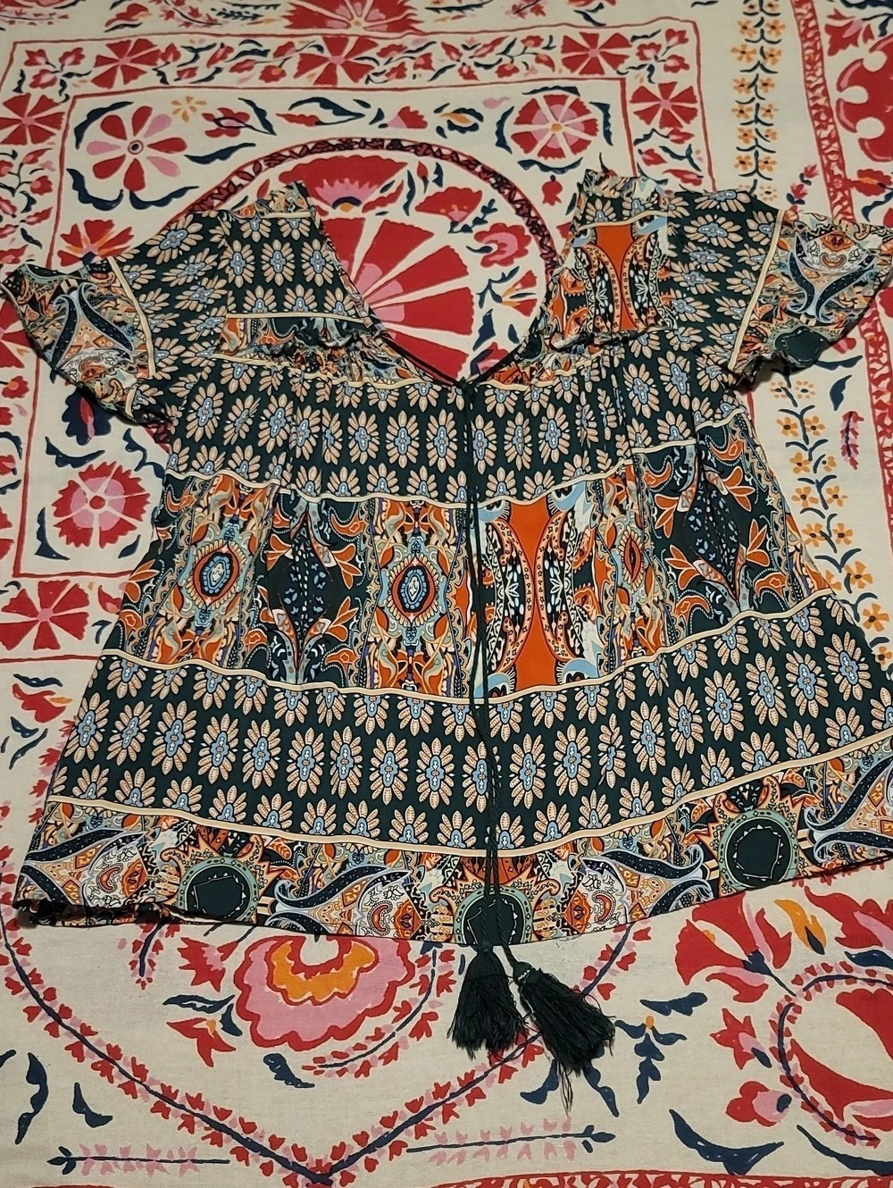 NWOT Boho Flowy Floral Hippie Paisley Print Green and Orange Blouse